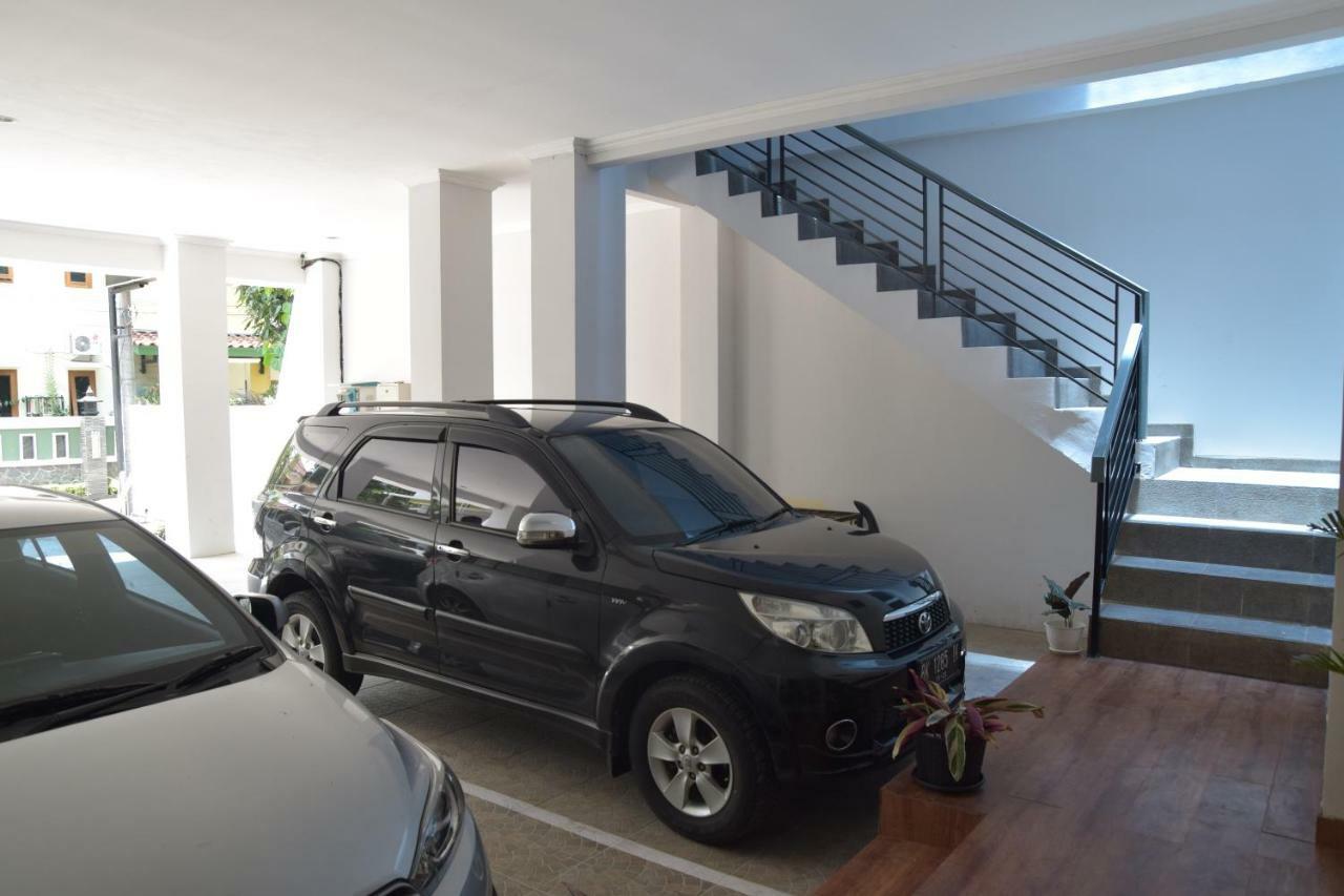 Grhatama Guest House Kejayan Luaran gambar